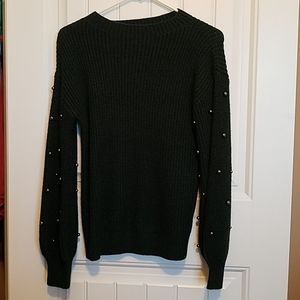 Long sleeves sweater